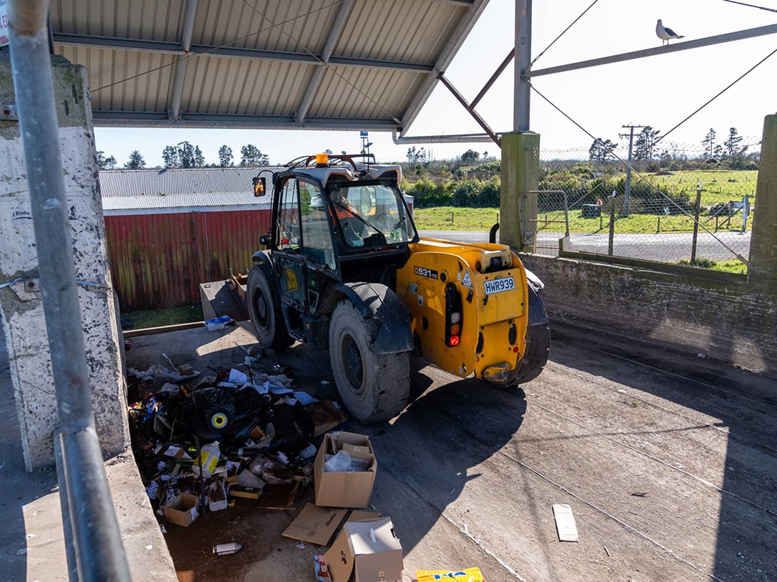 Industrial Refusal Apartment Penthouse Zone photo